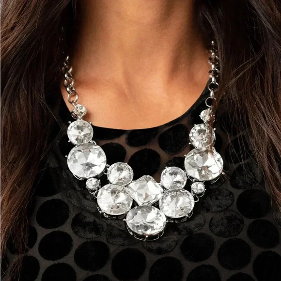 🚨 Vintage Vault: 2020 “Unpredictable” Paparazzi Signature Zi Collection, NWT - Picture 4 of 6